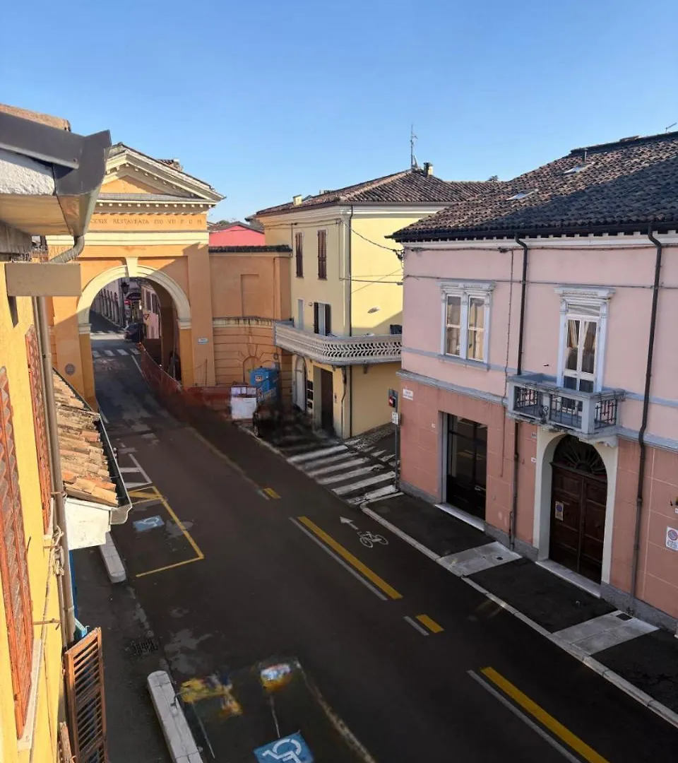 Terra Cielo Alloggio Di Porta Santi 切塞纳