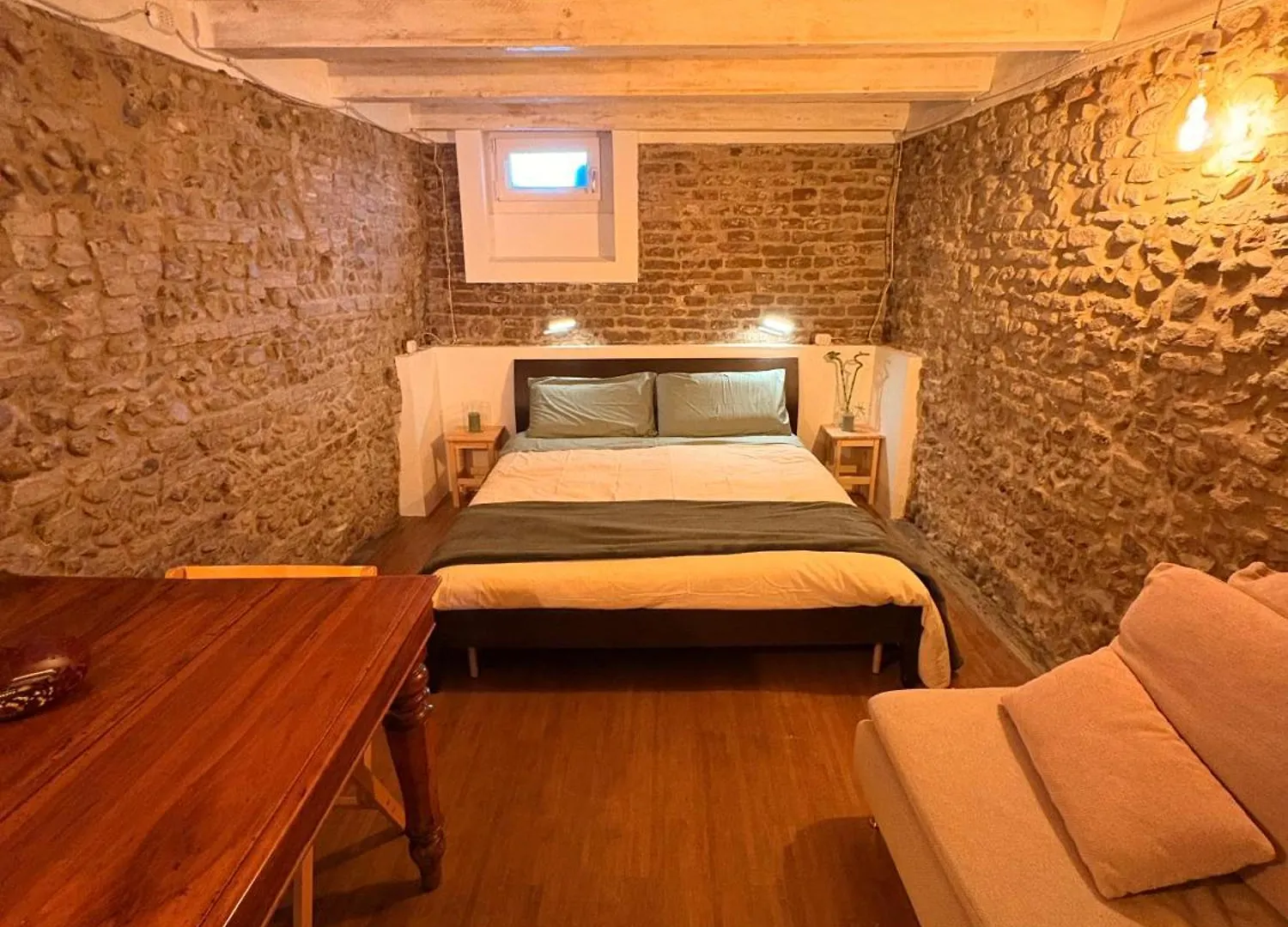 Terra Cielo Alloggio Di Porta Santi 切塞纳